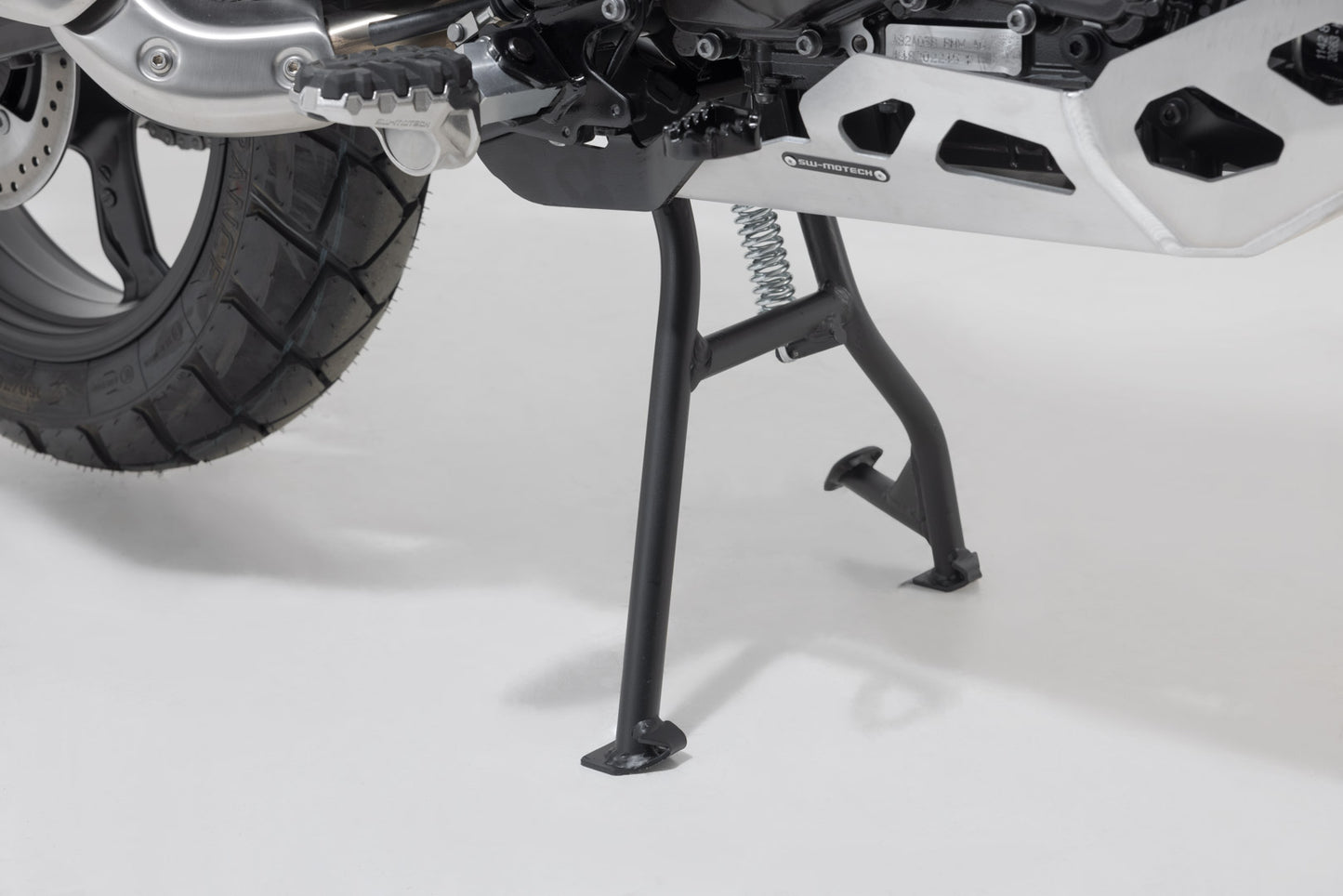 SW-MOTECH Caballete central Negro. BMW G 310 GS (20-).