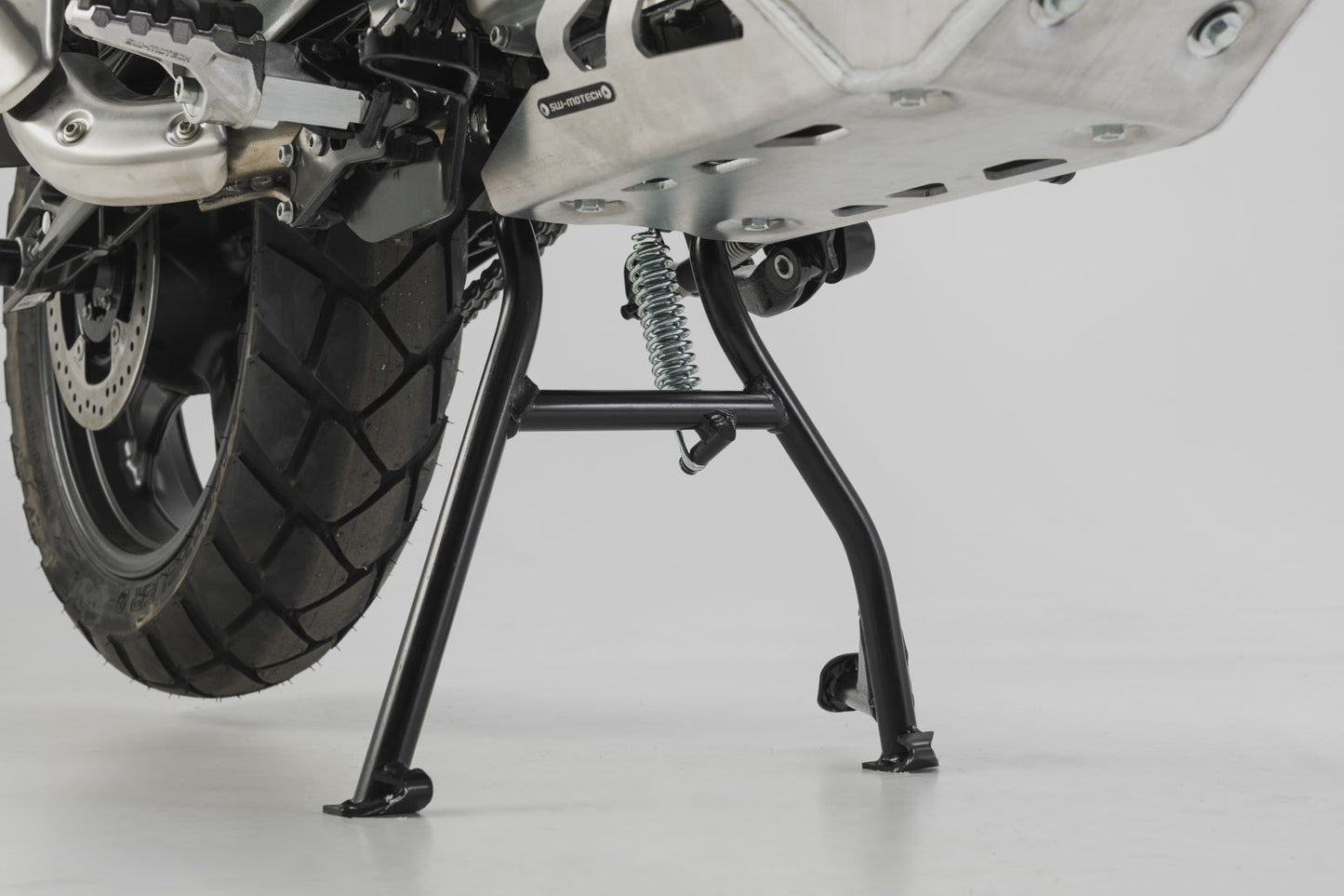 SW-MOTECH Caballete central Negro. BMW G 310 GS (17-20).
