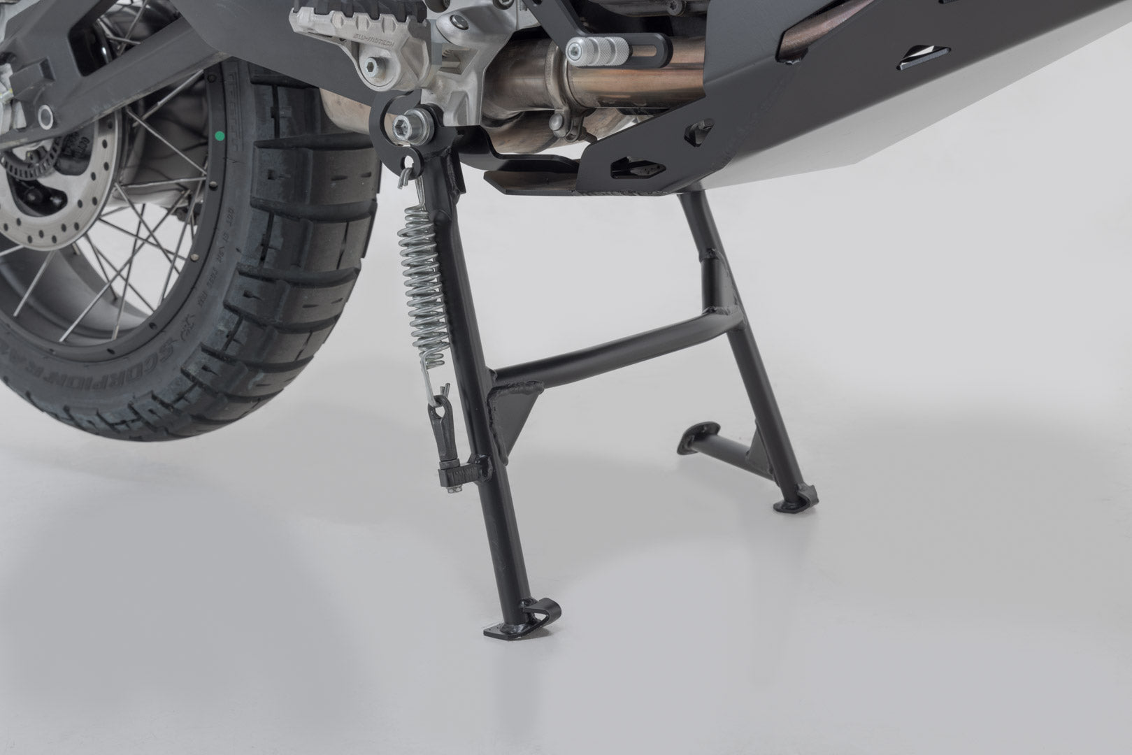 SW-MOTECH Caballete central Negro. Ducati DesertX (22-).