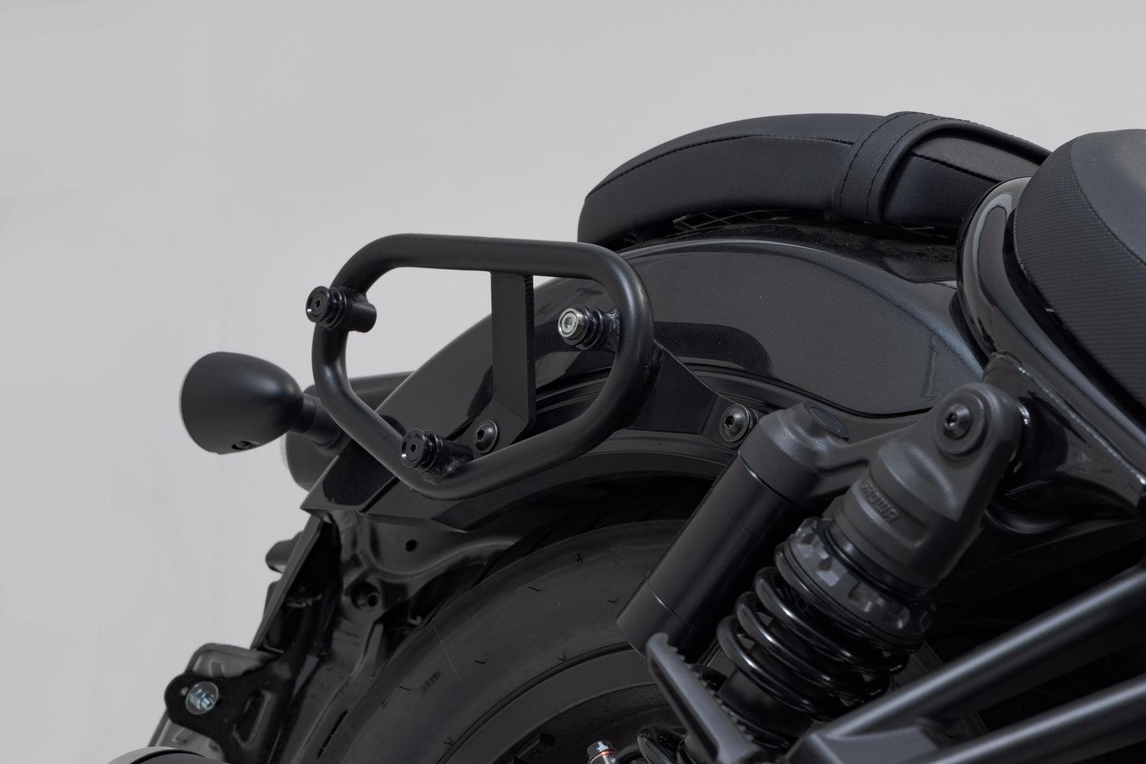 SW-MOTECH Soporte lateral derecho SLC Honda CMX1100 Rebel (20-).