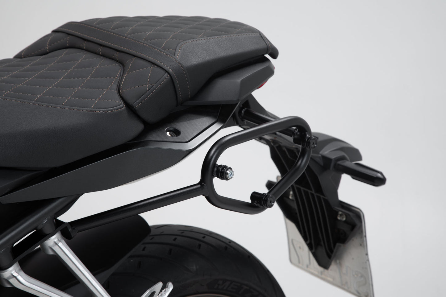 SW-MOTECH Soporte lateral izquierdo SLC Honda CBR650R (18-20) / CB650R (18-20).