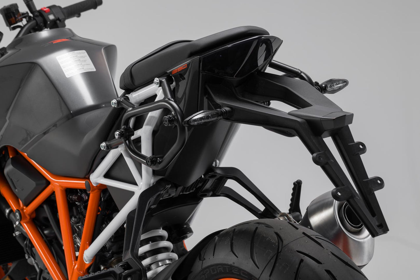 SW-MOTECH Soporte lateral derecho SLC KTM 1290 Super Duke R (13-19).