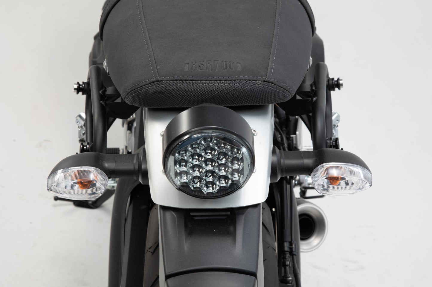 SW-MOTECH Soporte lateral izquierdo SLC Yamaha XSR900 (15-21) / Abarth (17-).