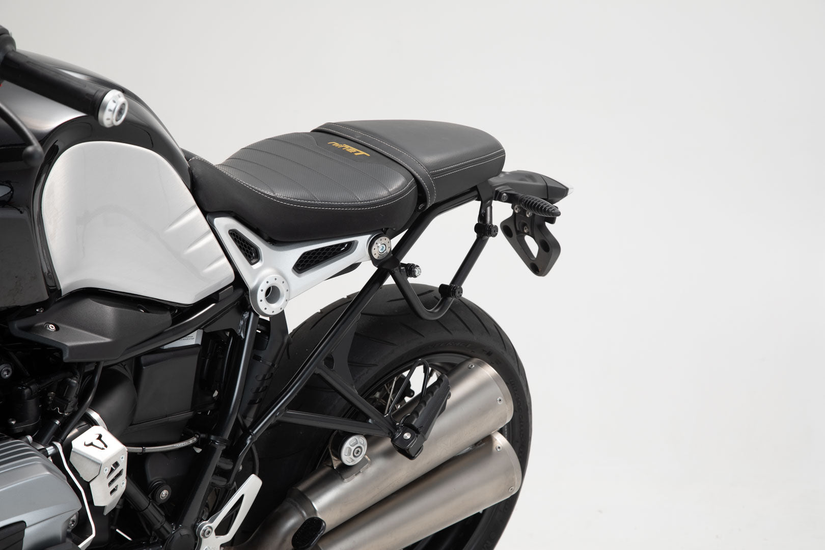 SW-MOTECH Soporte lateral izquierdo SLC BMW R nineT (14-)/ Pure / Racer / GS (16-).