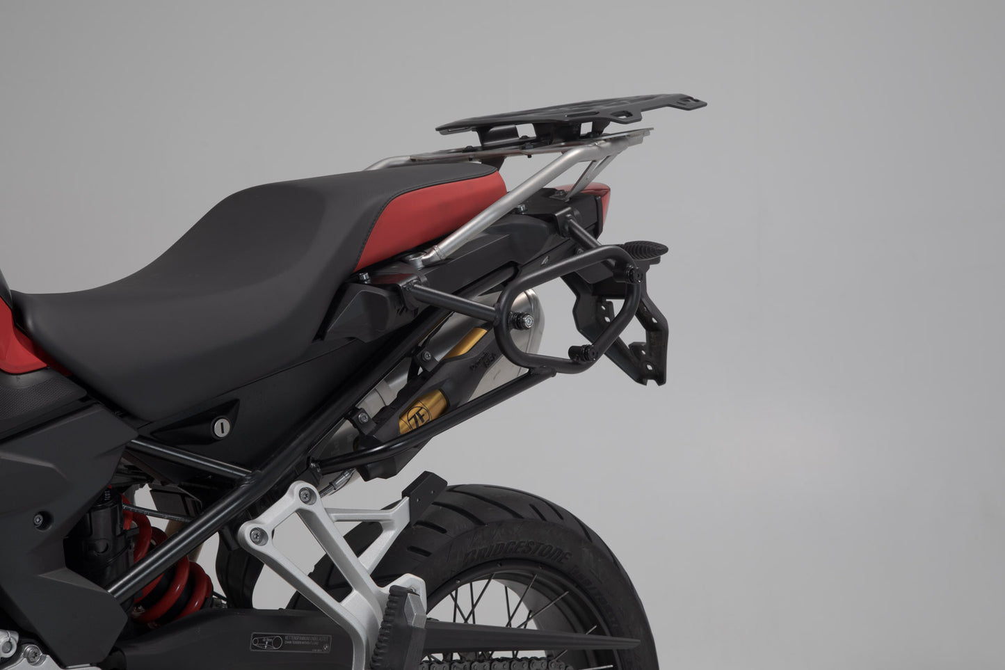 SW-MOTECH SLC soporte lateral izqiuerda BMW F 750 GS (17-) F 850 GS (17-).