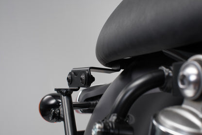 SW-MOTECH Adaptador para Soporte lateral SLC/V-LOC derecha Triumph Bonneville T100/T120 (15-).