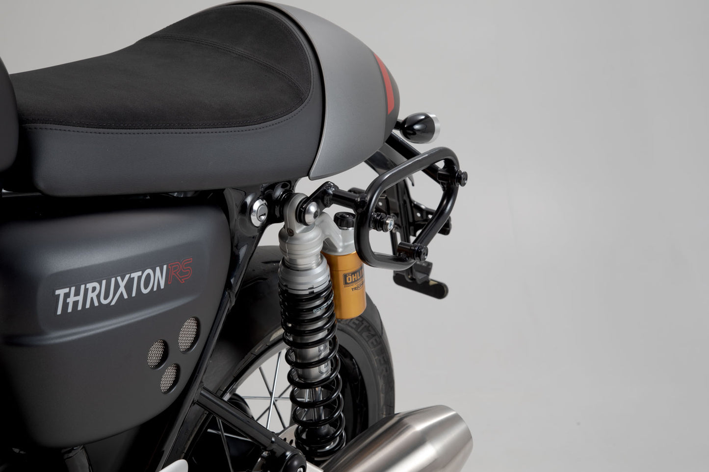 SW-MOTECH Soporte lateral izquierdo SLC Triumph Thruxton RS (19-).
