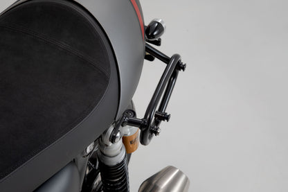 SW-MOTECH Soporte lateral izquierdo SLC Triumph Thruxton RS (19-).