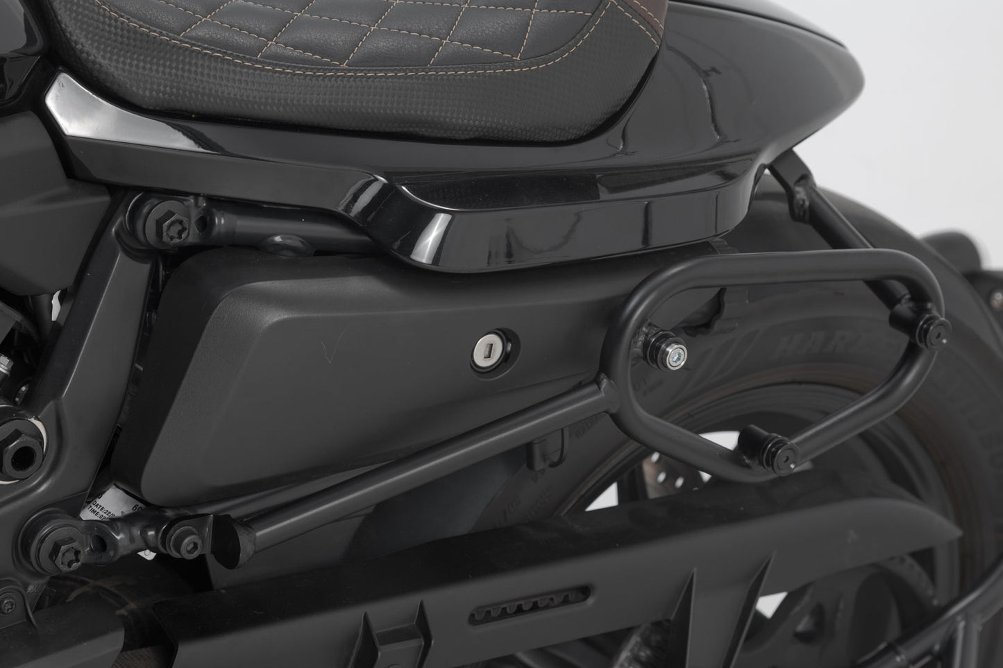 SW-MOTECH Soporte lateral izquierdo SLC Harley-Davidson Sportster S (21-).