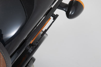SW-MOTECH Soporte lateral SLH izquierdo LH2 Softail StrBob (17-)Standard (20-). Para LH2.