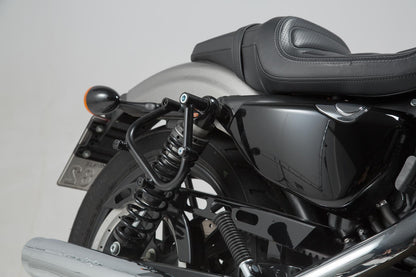 SW-MOTECH Soporte lateral derecho SLC Harley Sportster modelos (04-).