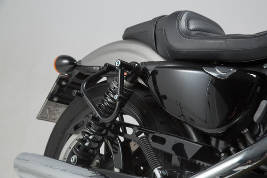 SW-MOTECH Soporte lateral derecho SLC Harley Sportster modelos (04-).