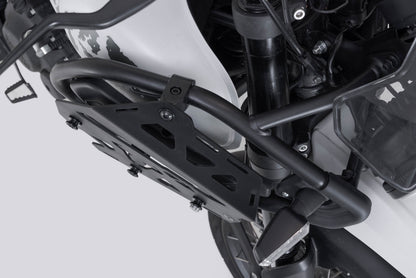 SW-MOTECH Soporte lateral derecho SLC para barras prot. orig Royal Enfield Himalayan 450 (23-).