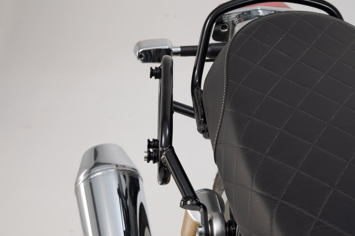 SW-MOTECH Soporte lateral derecho SLC Royal Enfield Interceptor 650 (18-).