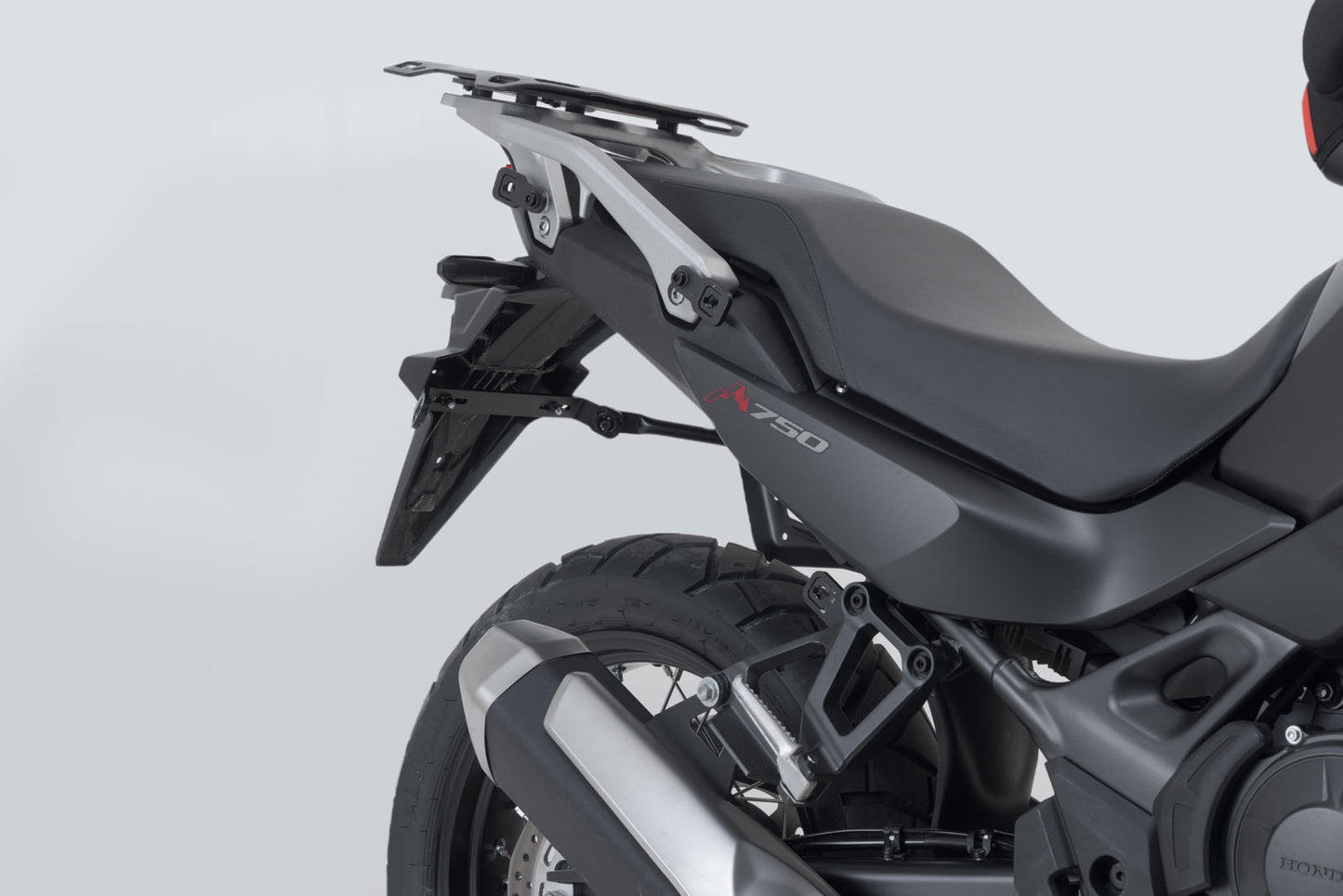SW-MOTECH Soporte lateral PRO Negro. Honda XL750 Transalp (22-).