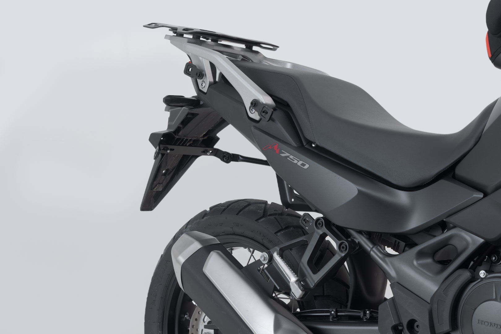 SW-MOTECH Soporte lateral PRO Negro. Honda XL750 Transalp (22-).
