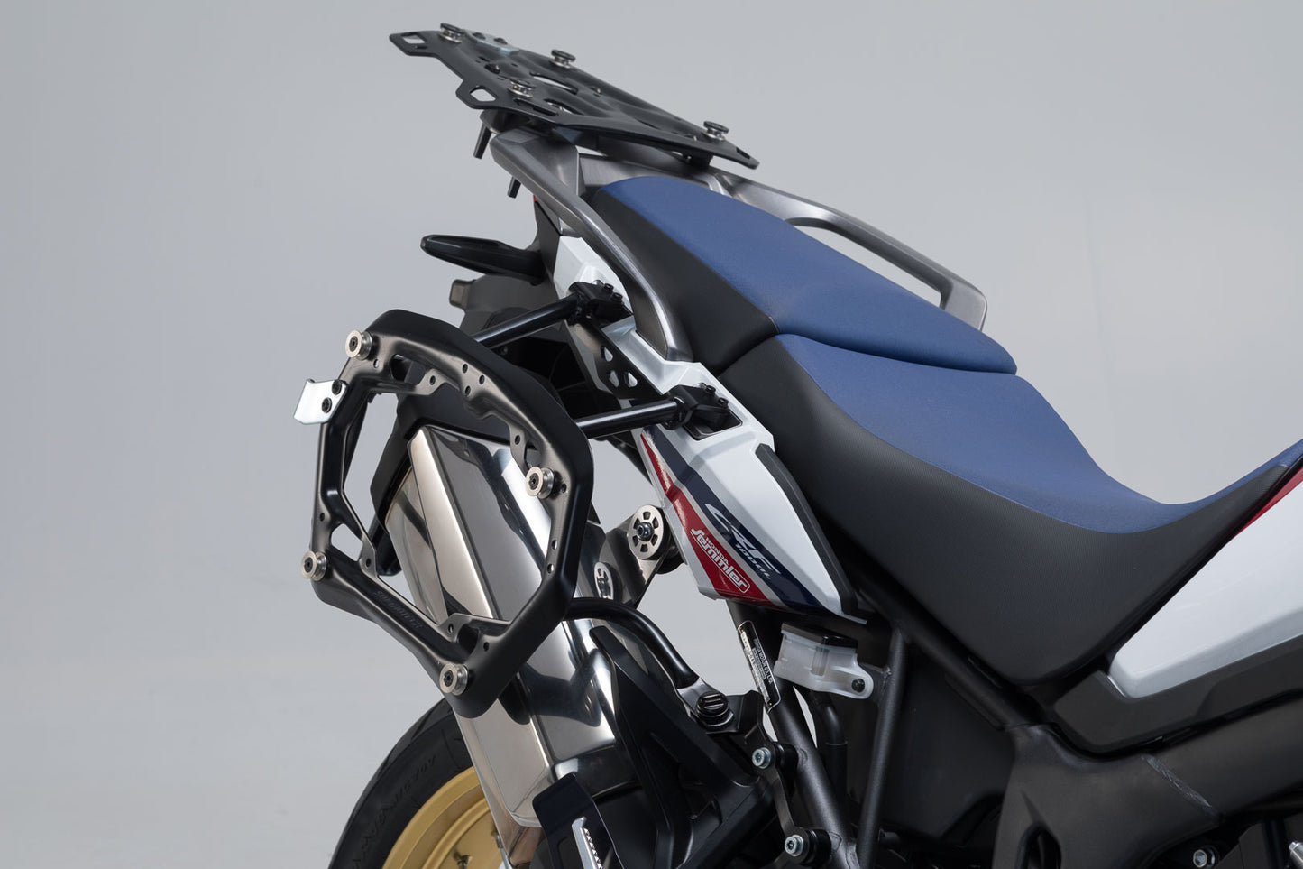 SW-MOTECH Soporte lateral PRO Negro. Honda CRF1000L Africa Twin (15-17).