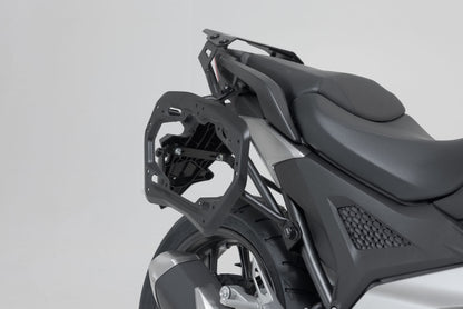 SW-MOTECH Soporte lateral PRO Negro. Honda NC750X/XD (20-).