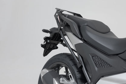 SW-MOTECH Soporte lateral PRO Negro. Honda NC750X/XD (20-).