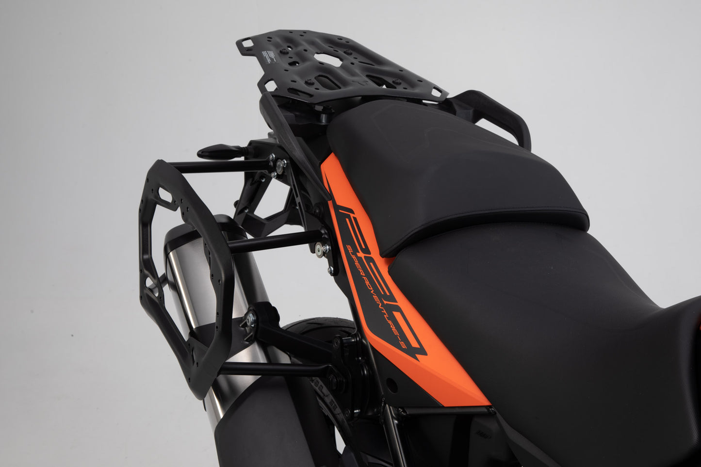 SW-MOTECH Soporte lateral PRO Negro. KTM 1050/1090/1190 Adv1290 SAdv.