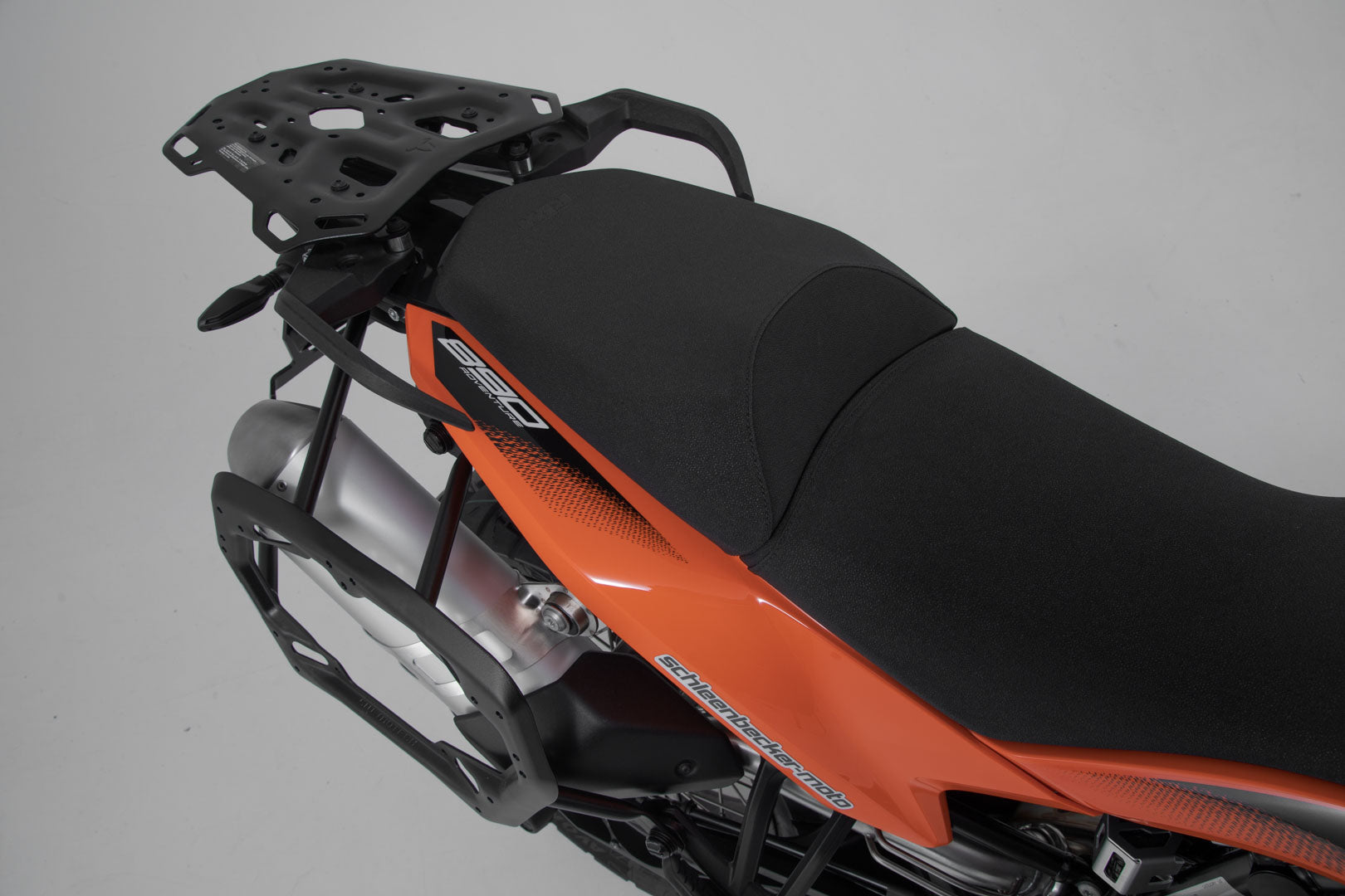 SW-MOTECH Soporte lateral PRO Negro. KTM 790 Adv/ R 890 Adv/ R 890 SM T.