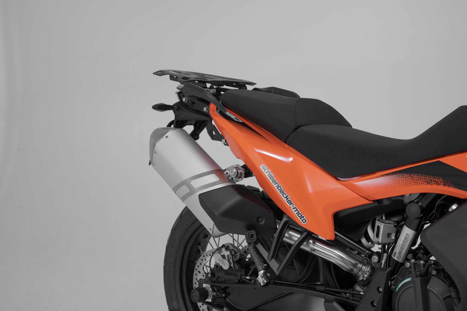 SW-MOTECH Soporte lateral PRO Negro. KTM 790 Adv/ R 890 Adv/ R 890 SM T.