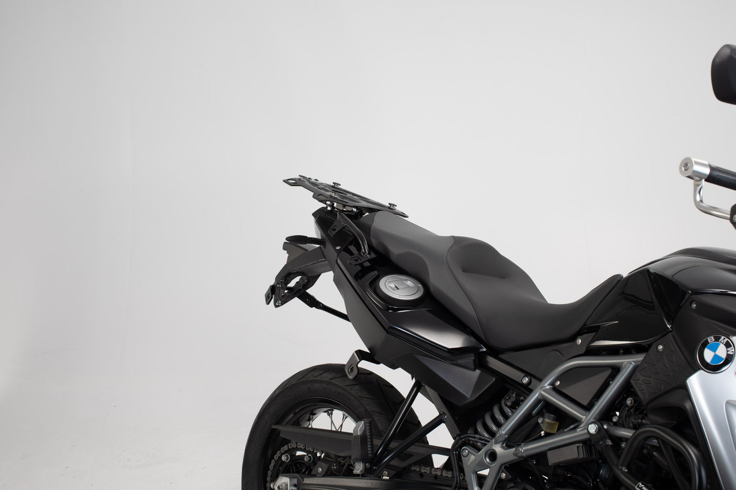 SW-MOTECH Soporte lateral PRO Negro. BMW F 800 / 700 / 650 GS (07-18).