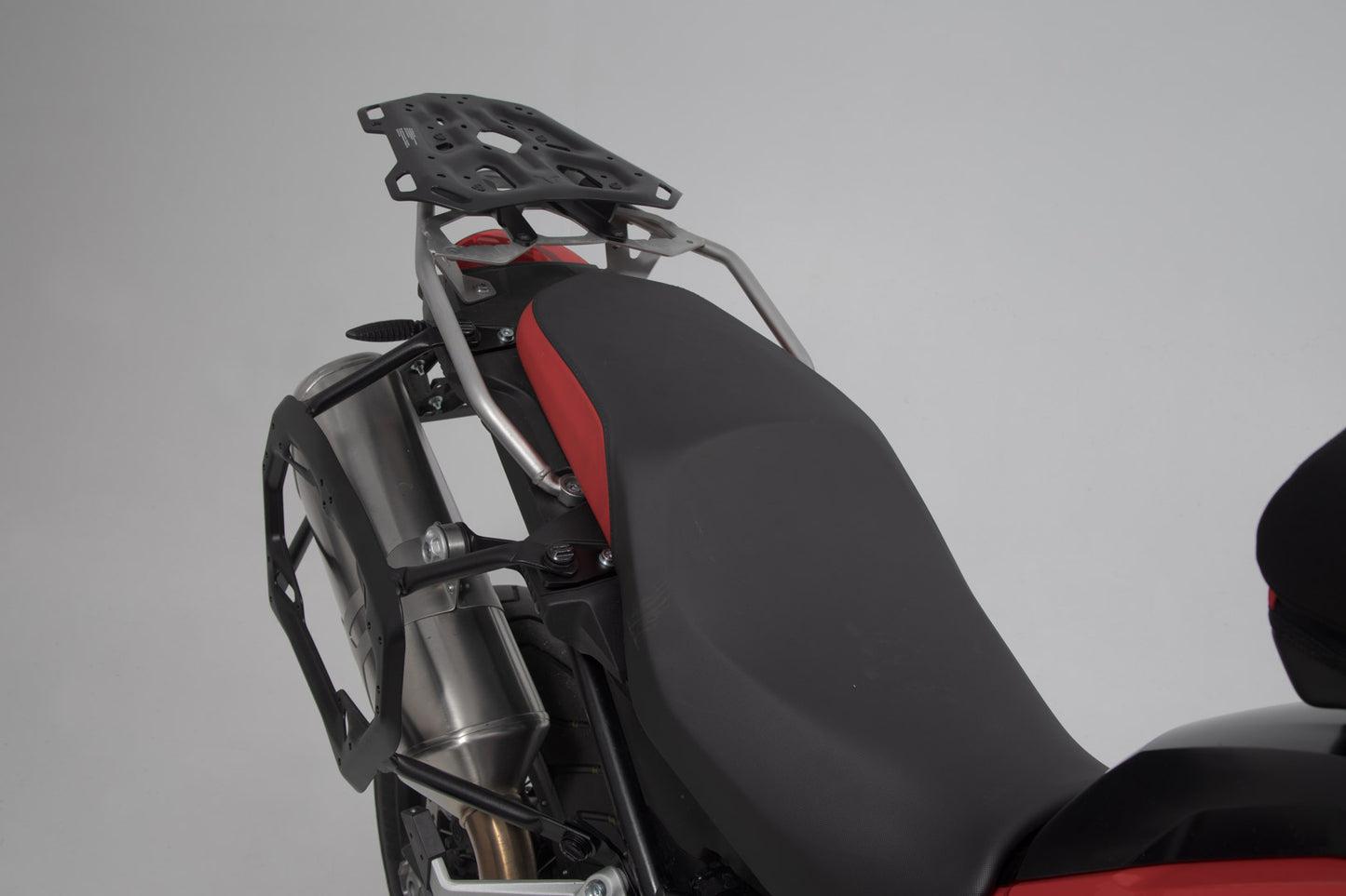 SW-MOTECH Soporte lateral PRO Negro. BMW F 750/800 GS F 850 GS/Adv (17-).