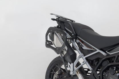 SW-MOTECH Soporte lateral PRO Negro. Triumph Tiger 900 GT/GT Pro/Rally Pro.