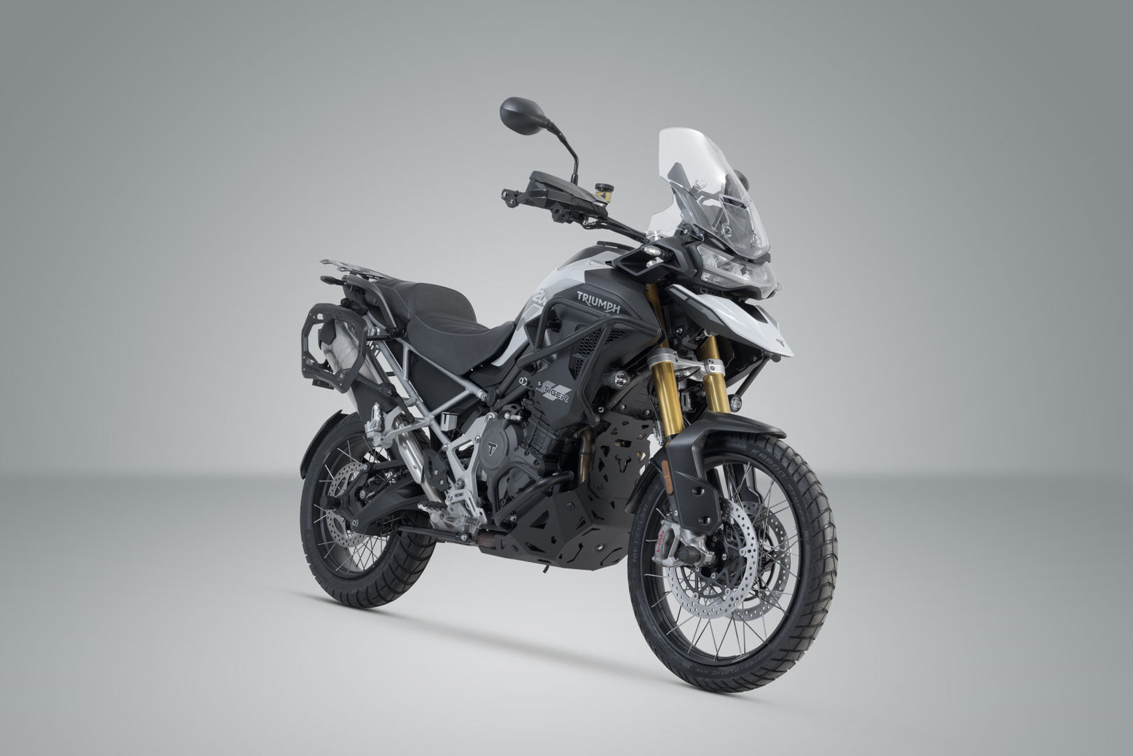 SW-MOTECH Soporte lateral PRO Negro. Tiger 1200 Rally Pro/GT/GT Pro (22-).
