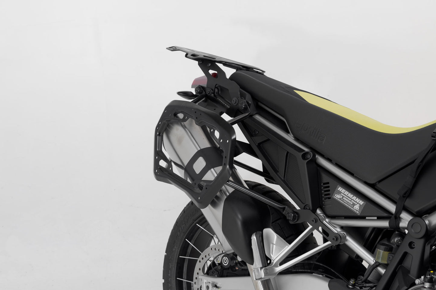 SW-MOTECH Soporte lateral PRO Negro. Aprilia Tuareg 660 (21-) / Rally (24-).