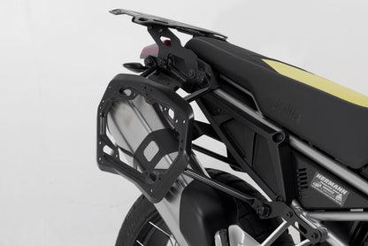 SW-MOTECH Soporte lateral PRO Negro. Aprilia Tuareg 660 (21-) / Rally (24-).