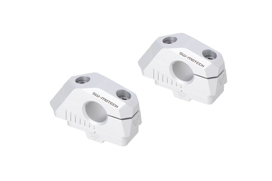 SW-MOTECH Acercador de manillar var. Ø 22 con desplazamiento Plateado. BMW F 750 GS (17-) / F 800 GS (23-).