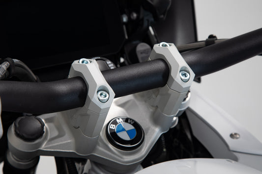 SW-MOTECH Elevador de manillar h=40 mm. Plateado. R1200GS (12-18) R1250GS (18-).