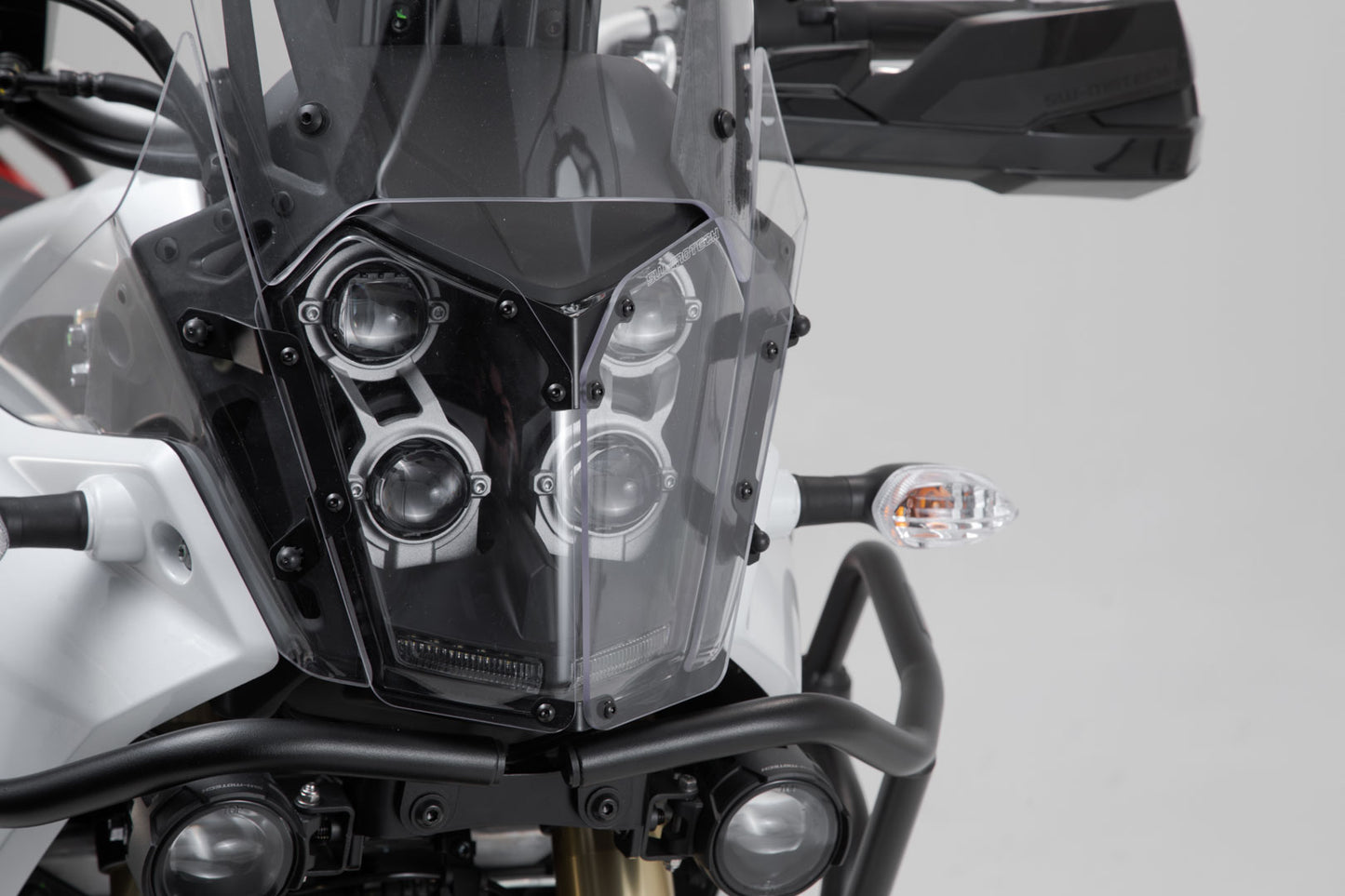 SW-MOTECH Protector de luces delanteras Soporte con panel de PVC. Yamaha Ténéré 700 (19-).