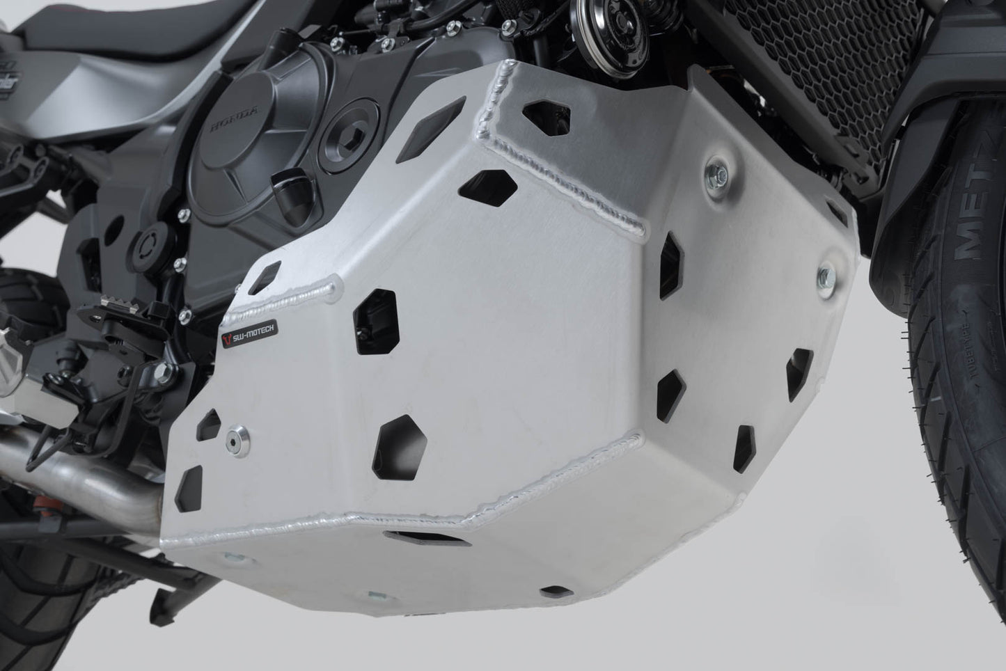 SW-MOTECH Protección del motor Plateado. Honda XL750 Transalp (22-).