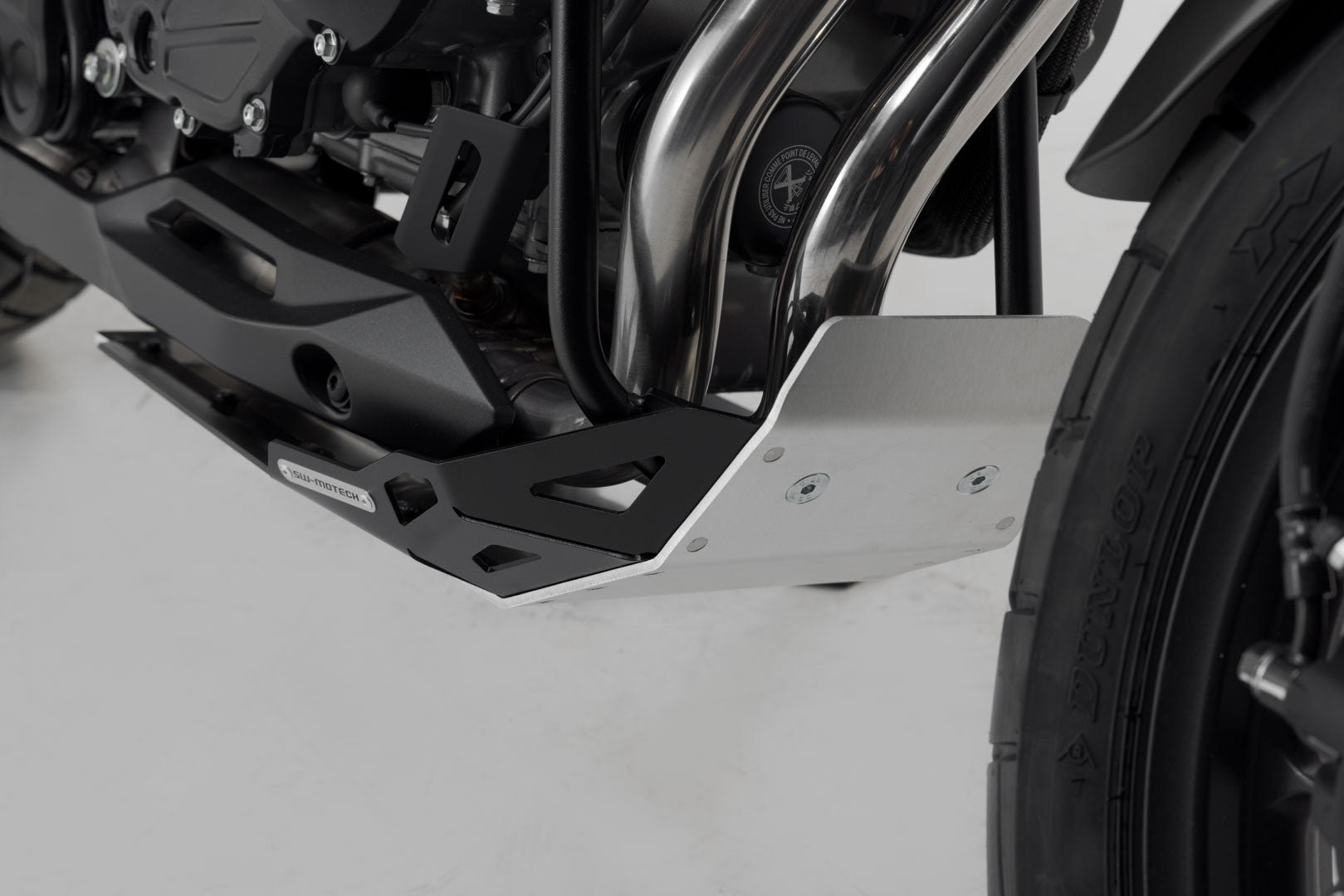 SW-MOTECH Protector de motor Negro. Honda CB500X (18-) NX500 (23-).
