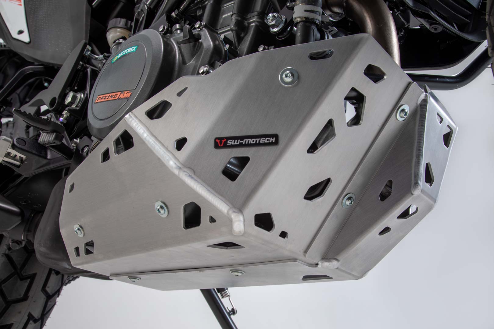 SW-MOTECH Protector de motor Negro. KTM 390 Adv (19-).