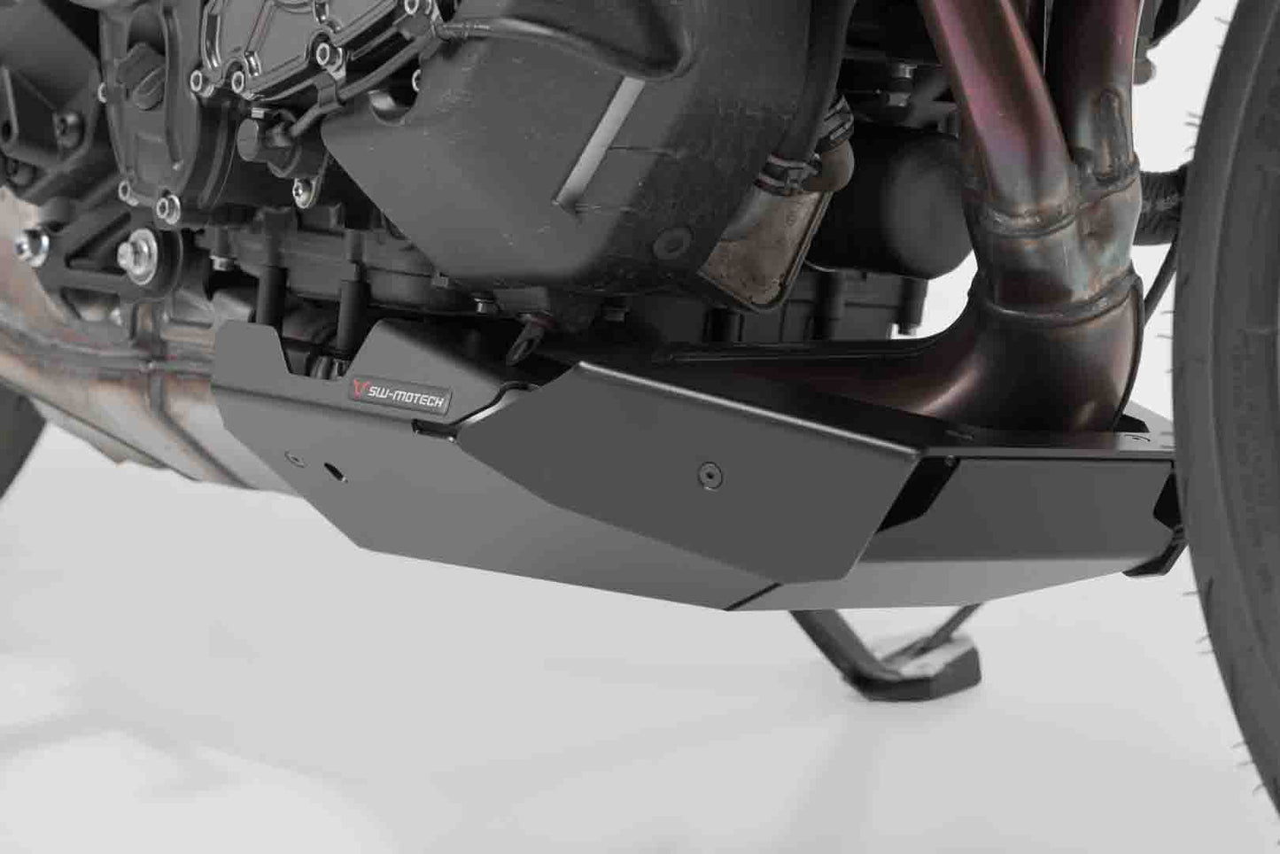 SW-MOTECH Quilla Negro. Yamaha MT-09 (21-).
