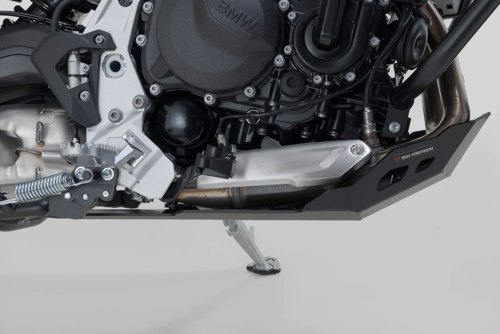 SW-MOTECH Protección del motor Negro. BMW F 750/850 GS (17-) F 800/900 GS (23-).