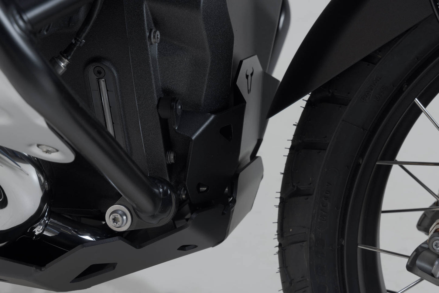 SW-MOTECH Extensión de protección para el motor Negro. BMW R 1300 GS / Adventure R 1300 R/RT.