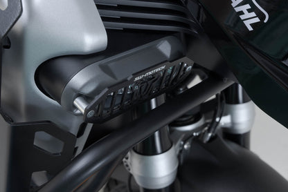 SW-MOTECH Protección para faros adicional Negro. BMW R 1300 GS Adventure (24-).
