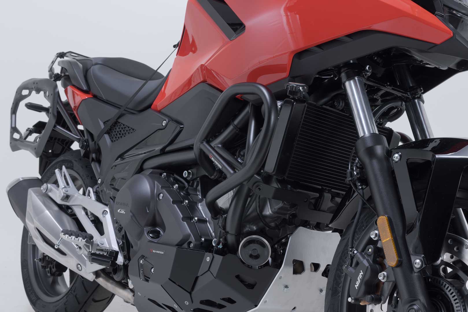 SW-MOTECH Protecciones laterales de motor Negro. Honda NC700 (11-14) NC750 (14-).