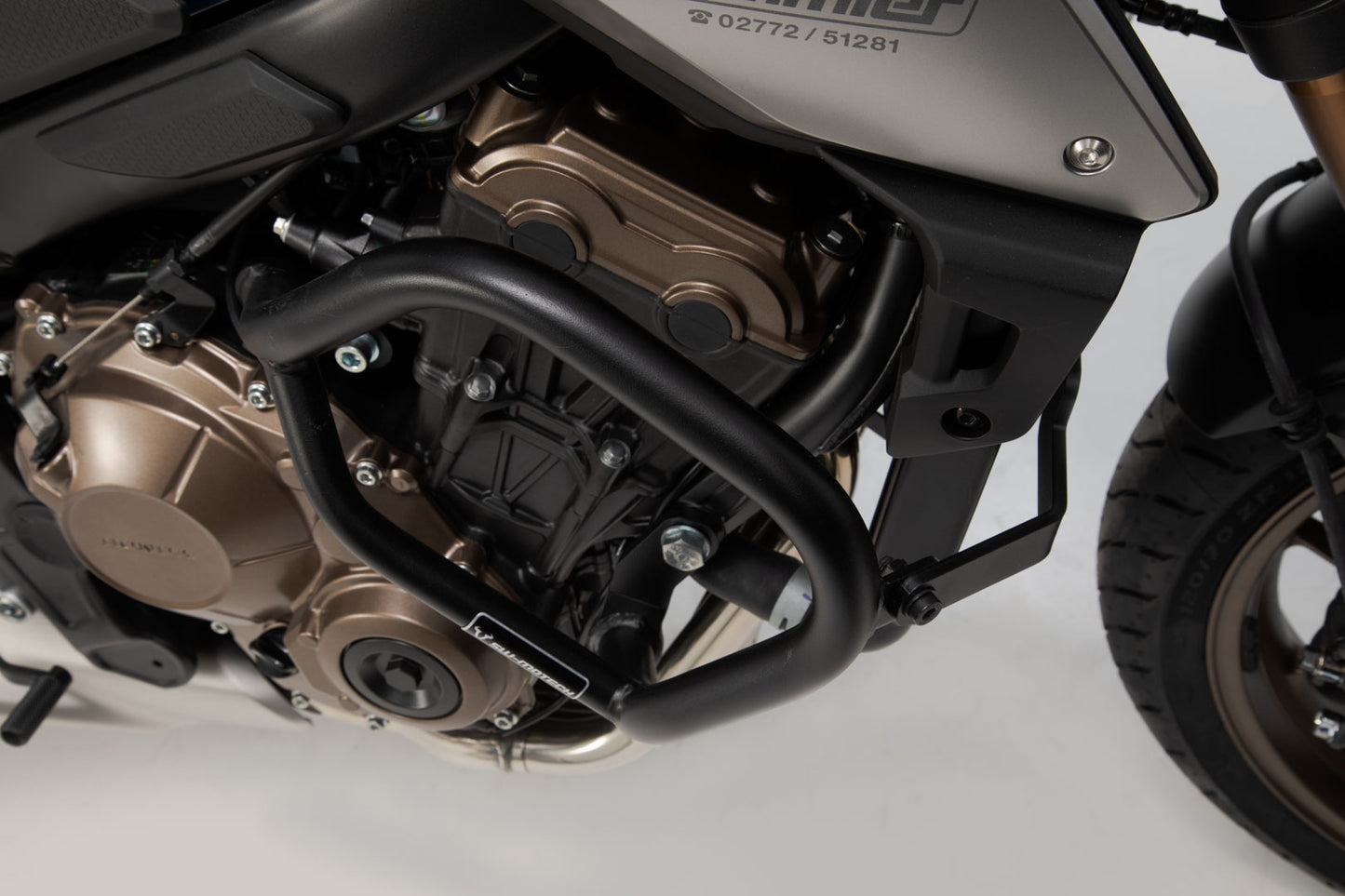 SW-MOTECH Protecciones laterales de motor Negro. Honda CB650F (14-18) / CB650R (18-).