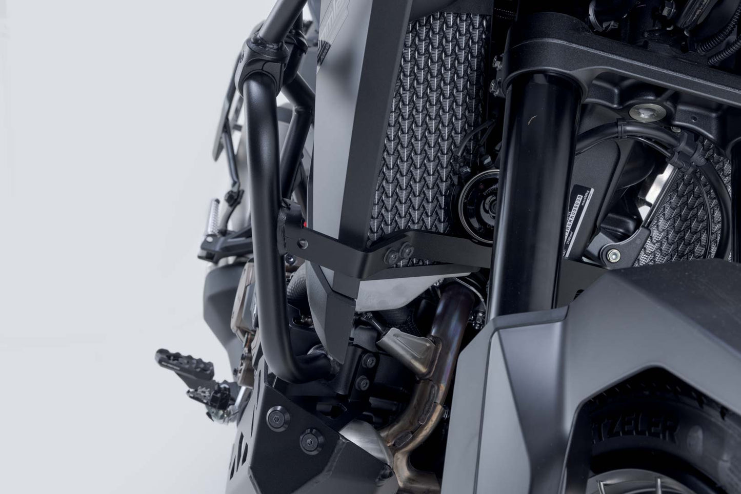 SW-MOTECH Protecciones laterales de motor Negro. Honda CRF1100L Africa Twin (19-).