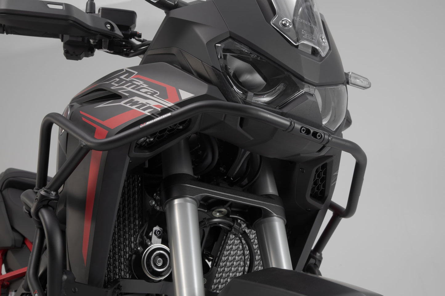 SW-MOTECH Protecciones superiores de motor Negro. Honda CRF1100L Africa Twin Adv (19-).