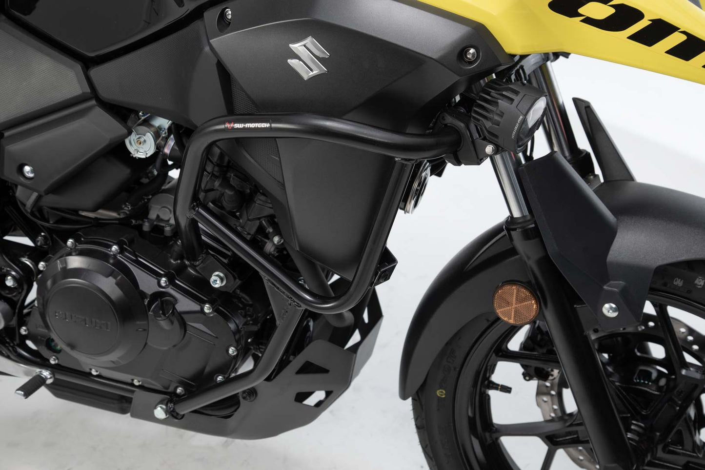 SW-MOTECH Protecciones laterales de motor Negro. Suzuki V-Strom 250 (18-21).