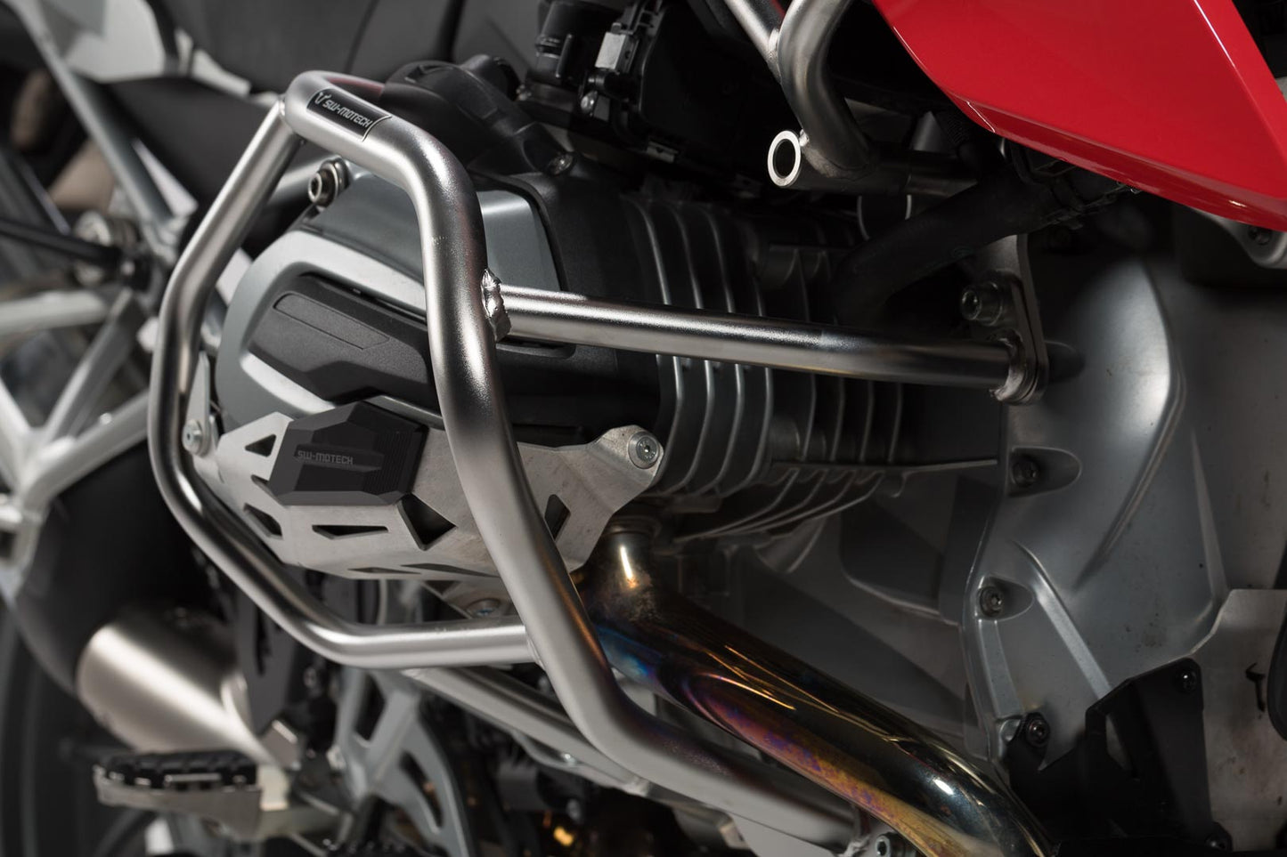 SW-MOTECH Protecciones laterales de motor Acero inoxidable. BMW R 1200 GS (12-18).