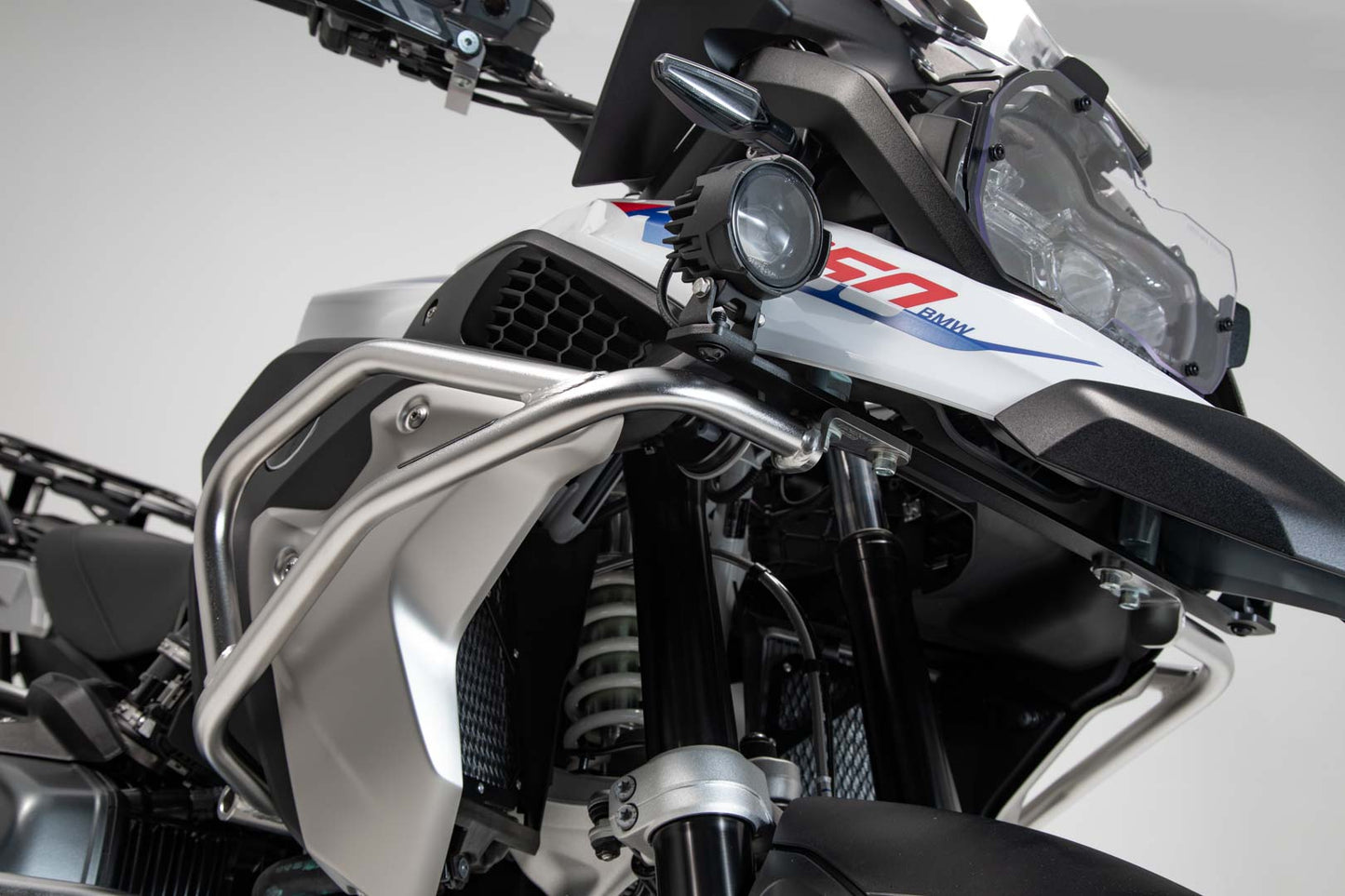SW-MOTECH Protecciones superiores de motor Acero inoxidable. R1200GS (16-) R1250GS (18-).
