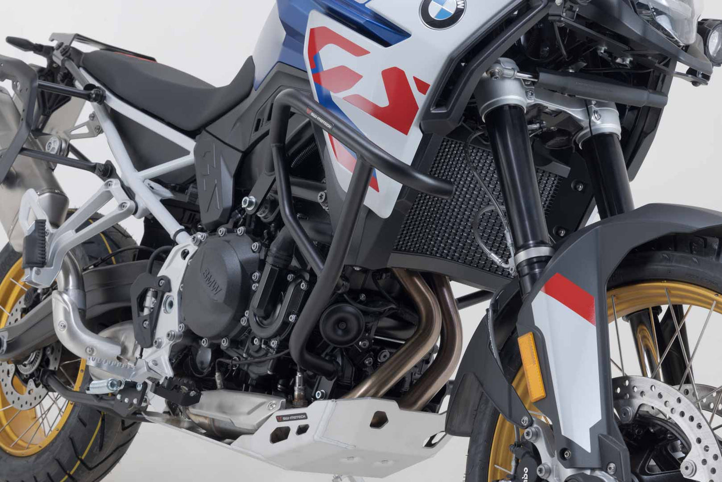 SW-MOTECH Protecciones laterales de motor Nefro. BMW F 750 / 800 / 850 / 900 GS (17-).